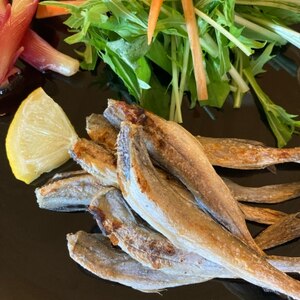 おつまみにバッチリ 丸干しこまいのグリル焼き レシピ 作り方 By 2727椿 楽天レシピ おつまみにバッチリ 丸干しこまいのグリル焼き レシピ 作り方 By 2727椿 楽天レシピ
